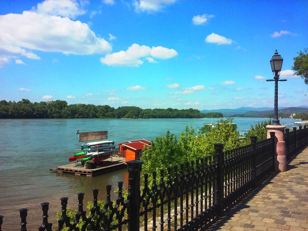 Dunapart Apartment Vac Bagian luar foto